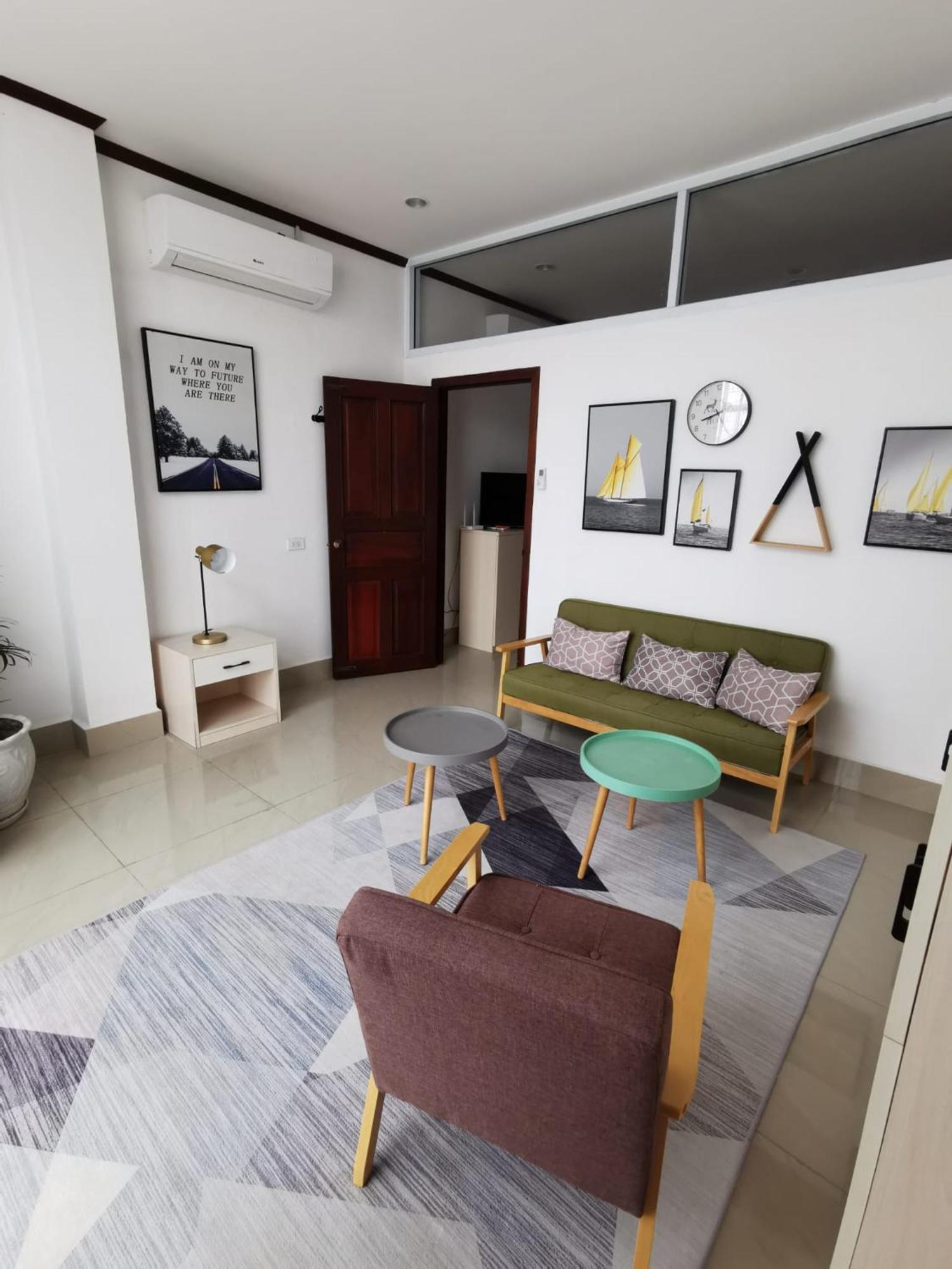 Artist Golden Loft Paris - Vientiane Homestay Duplex Triplex מראה חיצוני תמונה